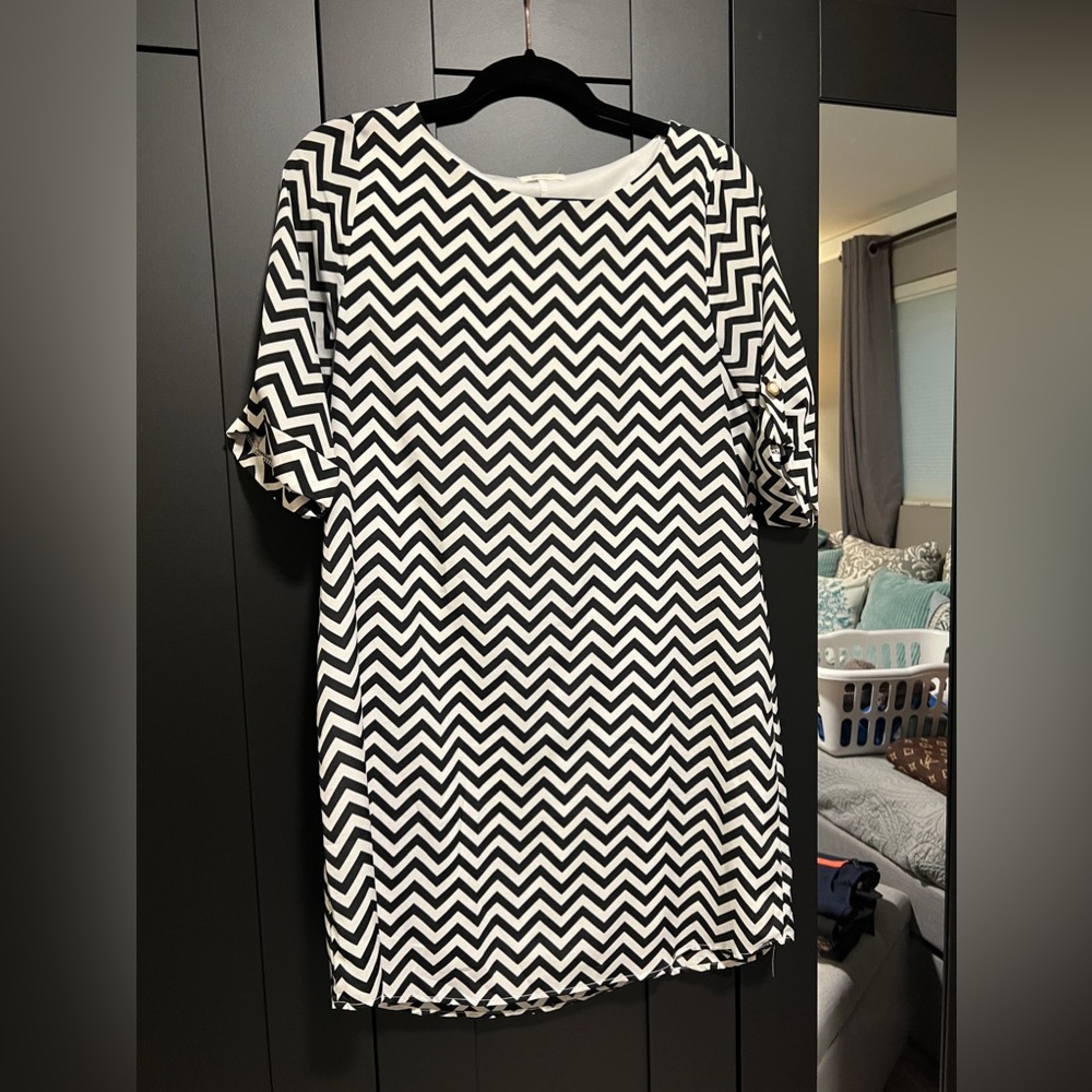 Everly chevron print dress